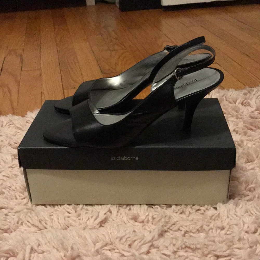Heels - Picture 2 of 3